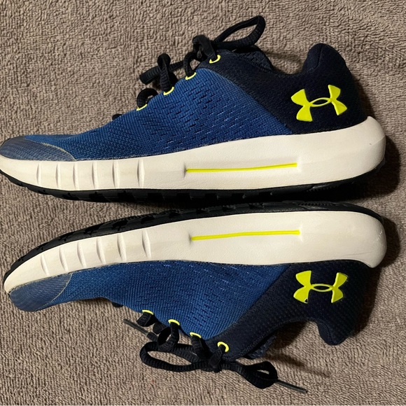 Under Armour Other - Under Armour Grade School Boys’ Shoes Youth Size 2